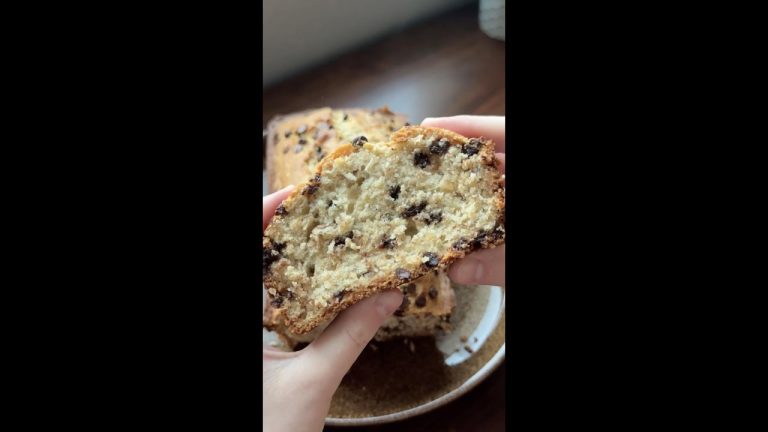 One Bowl Banana Bread: Quick, Easy & Delicious