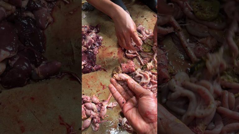 Sampah ayam bisa jadi makanan enak #food #cuttingskills #ayamsegar #chickenrecipes #short