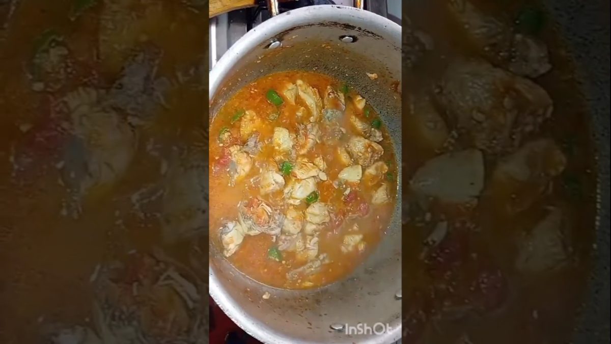 Chicken karahi recipe #shortsvideo #shortsyoutube #shortsviral #cooking #cookingvideo #cookingtips