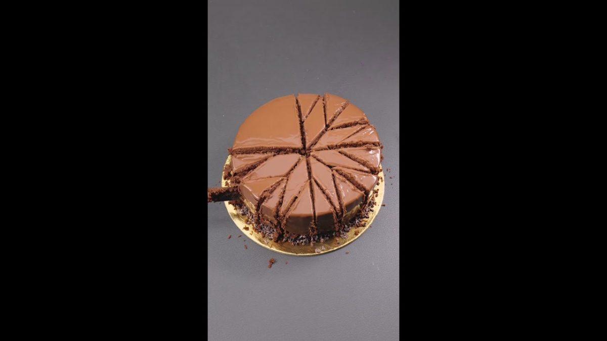 😎 Genius cake-slicing technique 🍰