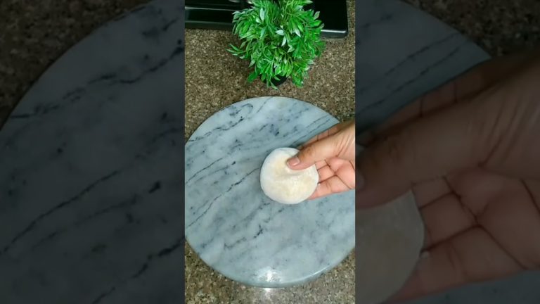 #shorts Paratha Roll #yesicancook #breakfastideas #viral #vegparatharoll #fahmidacancooks #lunchbox