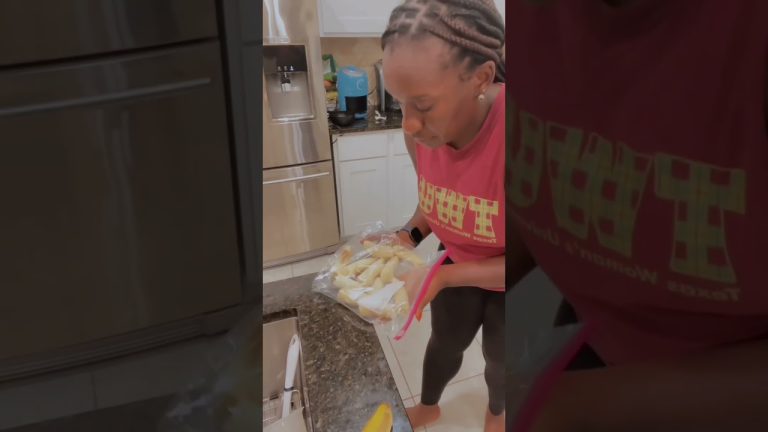 Healthy Habits: Frozen fruit hack for smoothie lovers