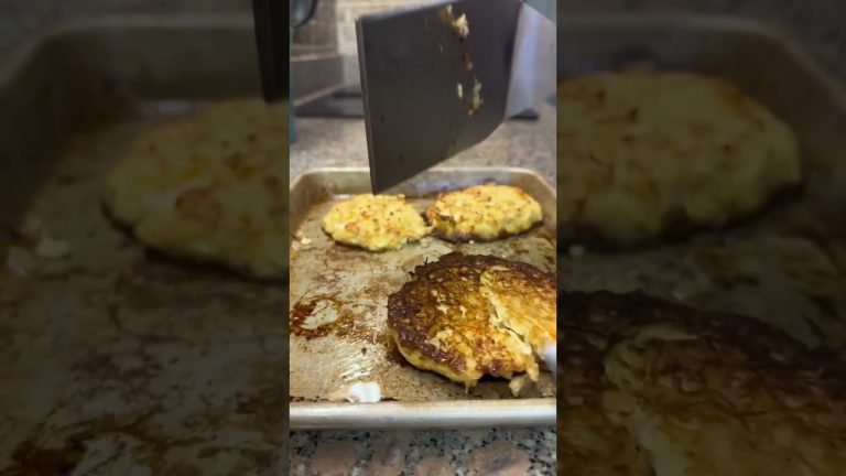 A Snow Crab, Crab Cake? #seafood #snowcrab #crab