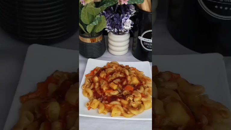 Veg Chicken Macaroni recipe in 10 minutes😋 #rimuskitchenspice #food #shorts#viralshort#trending