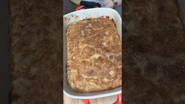 7 ingredients 🎃👉🏼 pumpkin pie cake!