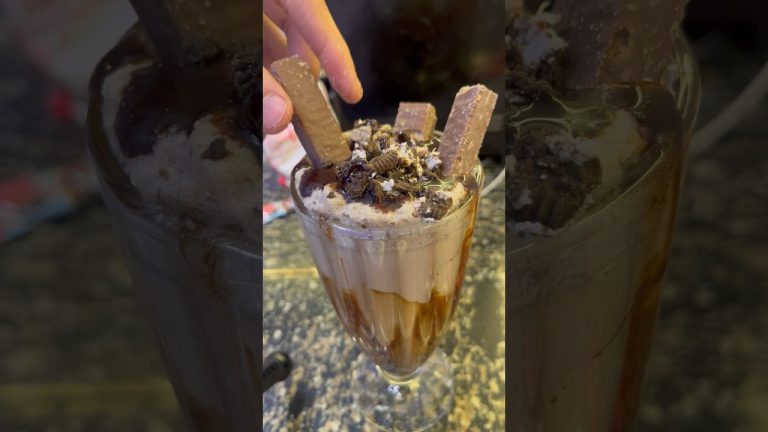 Easy Home Made Tasty Chocolate Shake Recipe 🤩 #cooking #cookingrecipes