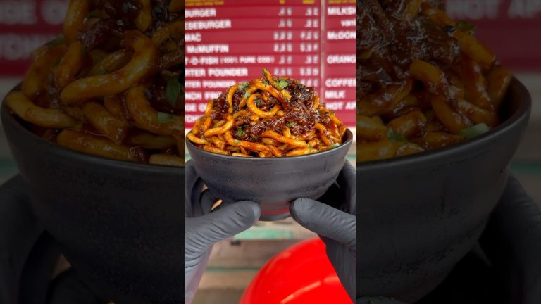 Slow Cooker Korean Beef Noodles. Find the recipe over on my IG. #slowcookerrecipe #crockpot