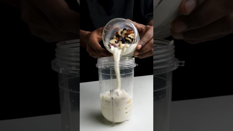 Yummy and Healthy Smoothie 😍 #yummy #yummyrecipe #recipe #viralfood #viralshorts #fypシ゚viral #fyp