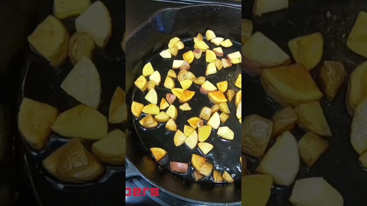 #Breakfast#Potatoes with#Eggs & #Seasoned#Beef#homecooking#homestylecooking#homegrowngastro#asmr