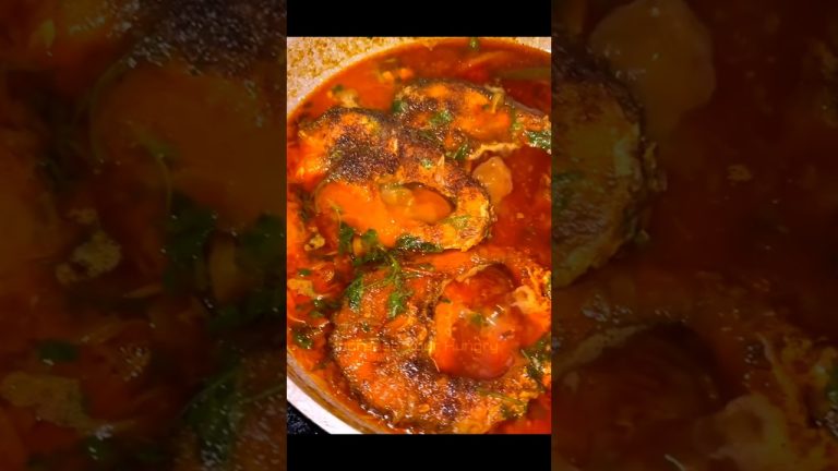 Rohu Fish Curry Recipe🤤 #cooking #shorts #ytshorts #short #shortvideo #recipe
