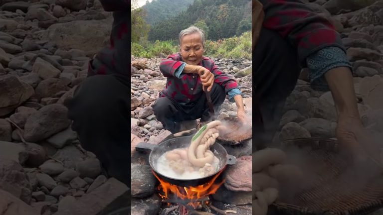 Grandma cooks pork belly really delicious like this