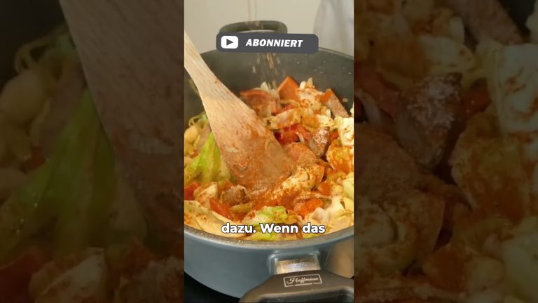 Spitzkohl Eintopf mit Rind & Kartoffeln 🥩🥔🍲 Einfach & Lecker!