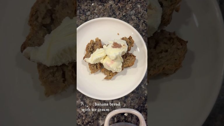 🍌 bread w/ ice cream #recipe #desert #shortvideo