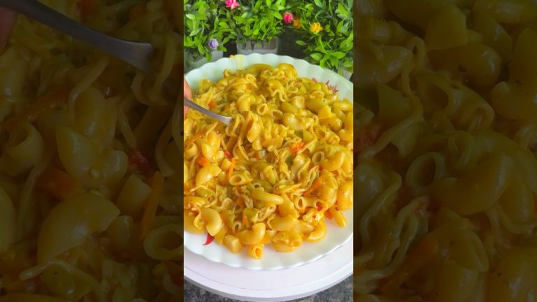 Maggi pasta recipe 🍜😋 #maggi #pasta #recipe #cooking #cheese #shorts #youtubeshorts #viralvideos