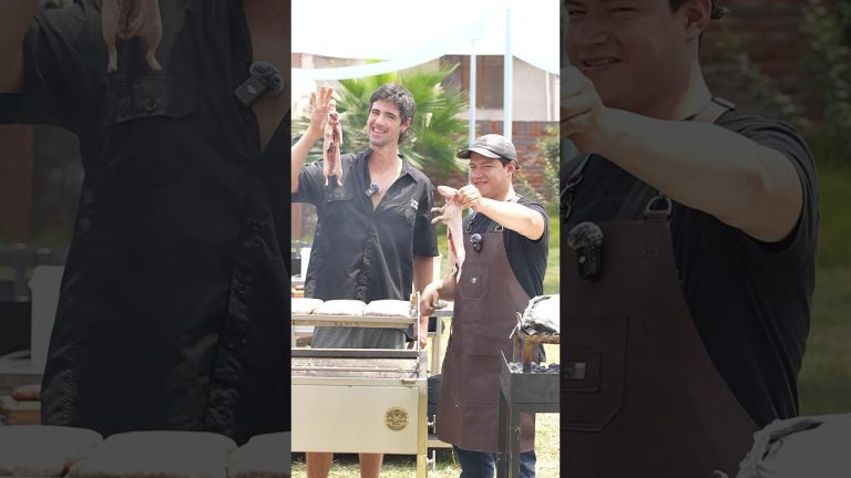 Cuy a la parrilla con locos x el asado #shorts #locosxelasado