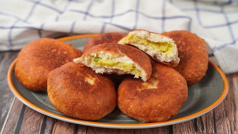 Stuffed Potato Bread Recipe | Easy Potato Bread Recipe | Yummy