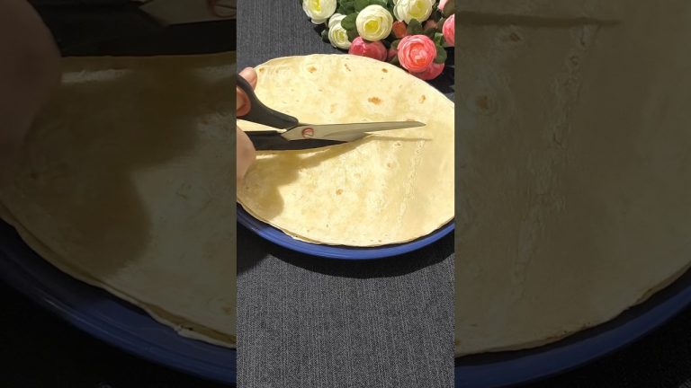 বেঁচে যাওয়া রুটি দিয়ে ঝটপট নাস্তা রেসিপি /Leftover bread nasta #shorts #recipe