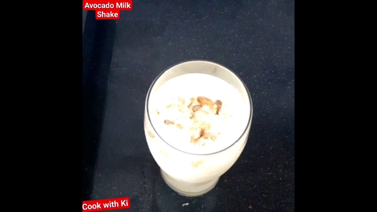 🥑How to Make Avocado Shake | #avocado #avocadomilkshake #avocadorecipe #shorts #lata