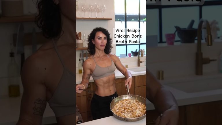 Viral Recipe – Chicken Bone Broth Pasta 👉 WeRise App for my Recipes and Training Programs