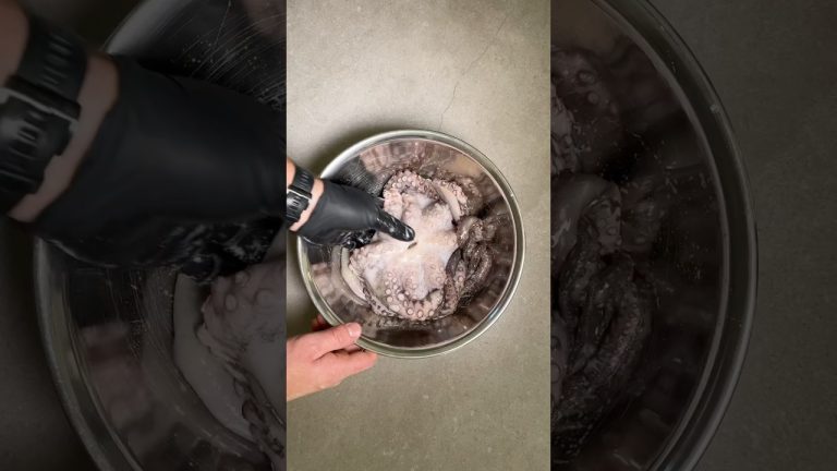 TENDER OCTOPUS everytime #cooking #recipe #seafood #food #catchandcook #homecook #kitchen