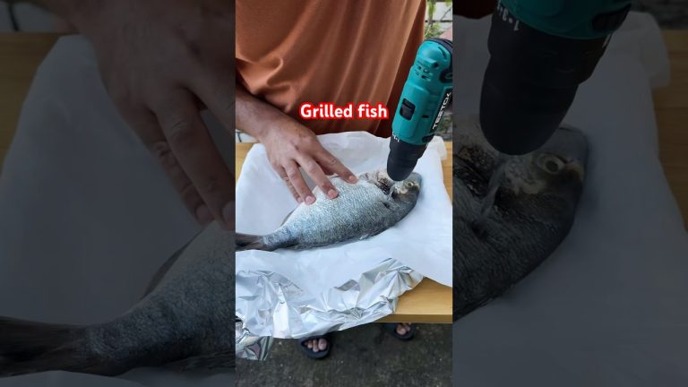 How’s my drilled fish😜#grilledfish #trending #fishrecipe#seafood #shorts #foodie #uk #bbq#fishlover