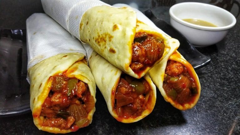 Schezwan Chicken Rolls | Indo – Chinese Recipe | Chicken Frankie Recipe  || Mohini's Meal Hub