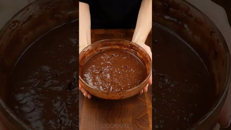 I taught all my friends how to make the fastest chocolate cake!