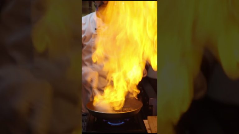 STEAK au poivre  #culinaire #food #cuisinefacile #cooking #cuisine #recettefacile #cuisinefrancaise