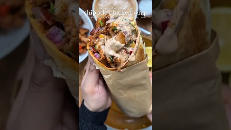 Chipotle Chicken Wrap 🌯  #crispychickenwrap #recipe #quicklunch #shorts