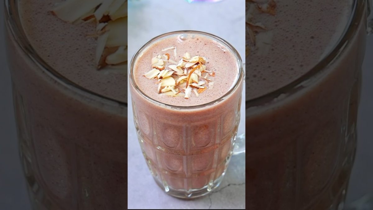🔥Trending Weight Loss Smoothie 🏋️‍♀️💪 ragismoothie #weightloss #weightlossrecipe #shorts