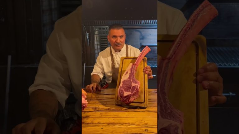 🪓 Así preparo el Tomahawk en mi restaurante: cómo extraigo esta pieza de la vaca y cómo la cocino 🔥