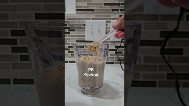 Cherry 🍒 Oatmeal Chia Smoothie #smoothie #breakfastsmoothie #oatmeal #cherry #breakfastidea #onthego