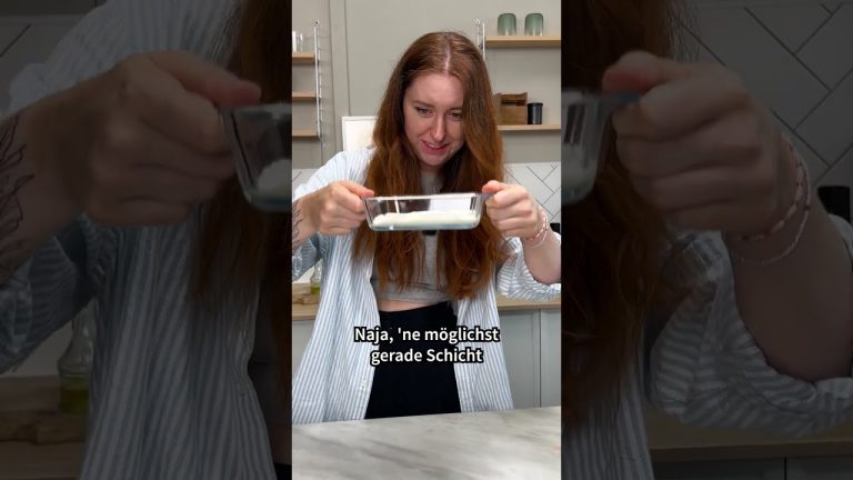 Nachtisch, der beim Muskelaufbau hilft? – Na klar! Mit Pias Schoko-Quark-Schichtdessert. 💪