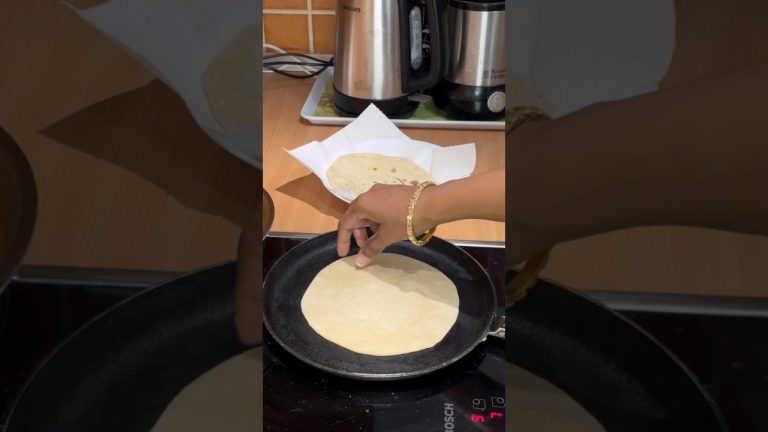 Phulka recipe roti recipe in Hindi #shorts #foodconnectionwithseema