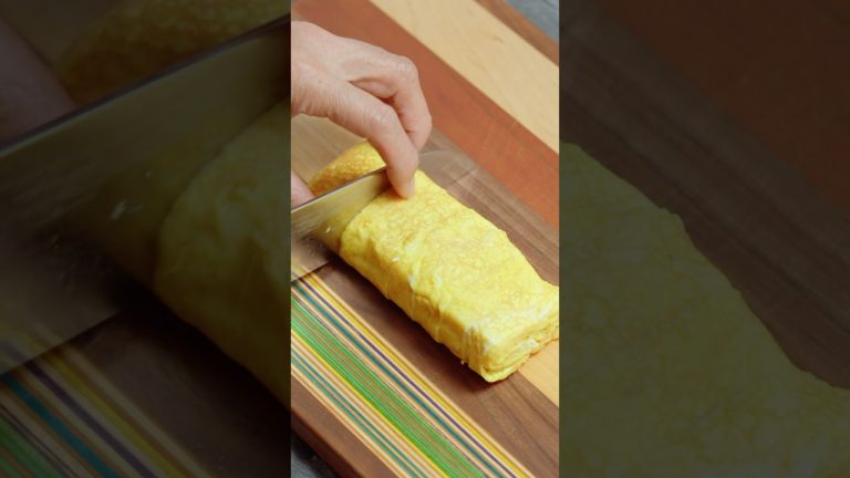 Love Tamagoyaki? Make it at home with our recipe😋#tamagoyaki #japanesecuisine #japanesefood