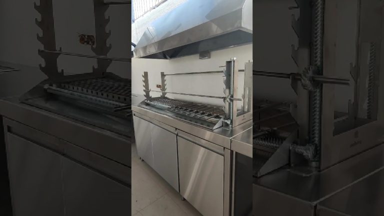 Ψησταριά και εξωτερική κουζίνα #bbq #grill #charcoal #stainlesssteel #design #outdoorcooking