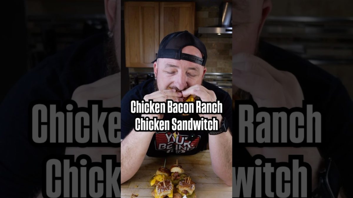 Green Chile Chicken Sandwich’s #sandwich #easyrecipe #bbq