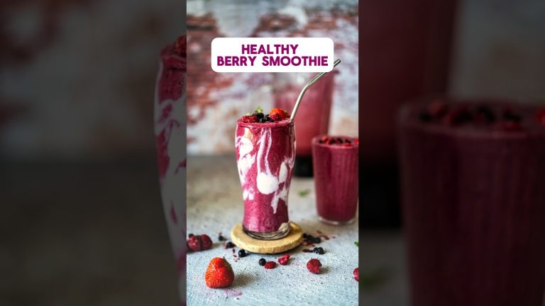 Healthy & High Protein Berry Smoothie 😍 #healthyrecipes  #smoothie  #asmr  #shortsvideo