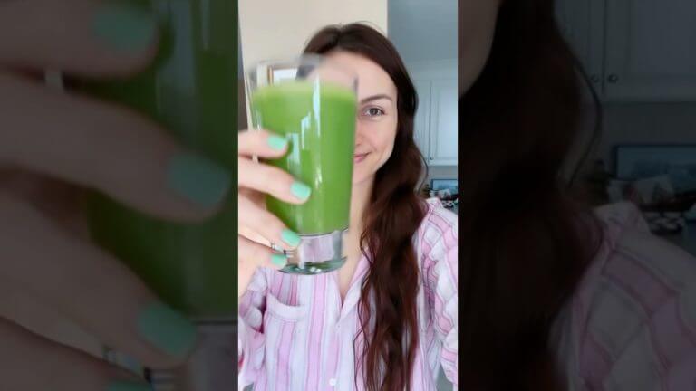 Pretty Green Smoothie Recipe 🌱 #recipe #smoothie #breakfastideas