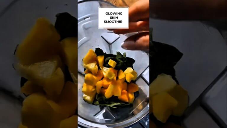 Smoothie for glowing skin! #smoothie  #recipe  #plantbased  #vegan #short