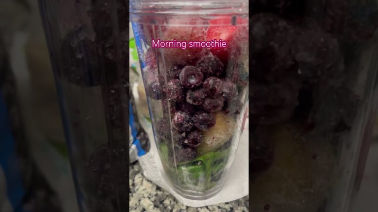 Morning smoothie #lifestyle #selfcare #smoothie #recipe #breakingnews #breakfast #goodmorning