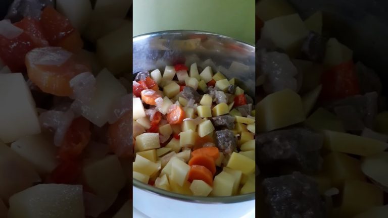 The BEST Beef Stew 😍 #food #recipe  #shorts