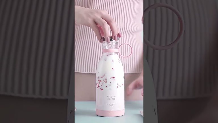 USB Mini Blender That Will Change Your Smoothie Game Forever!