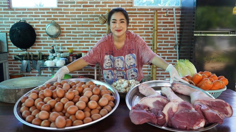 Chicken eggs and pork legs: I cook 2 recipes of country food – Cooking with Sreypov