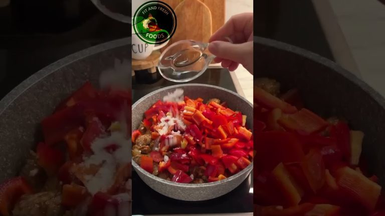 Rich Beef Stew, Creamy Mashed Potatoes & Fresh Salad Combo 🍲🥗🍛#youtubeshorts #trending #healthyfood