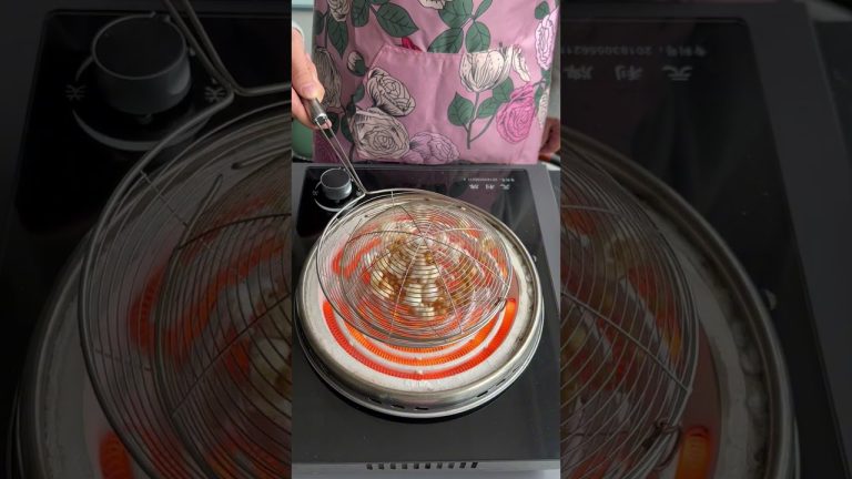 Homemade healthy popcorn without oil or sugar #popcorn #fyp #foryou