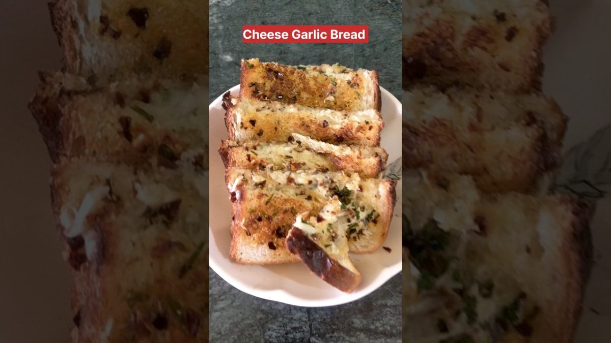Cheese Garlic Bread , Super Cheesy Garlic Bread ,Quick Recipes #shorts #garlicbread #yummy #snacks