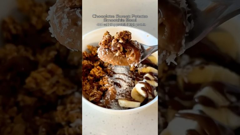 High Protein Sweet Potato Smoothie Bowl #highproteinrecipes #highproteinfoods #weightlossfood