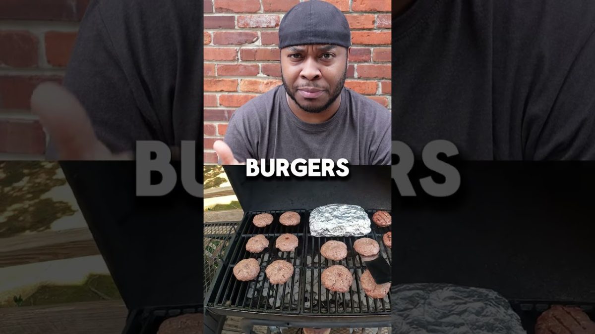 Why 75/25 Ground Beef Makes the Juiciest Burgers #bbq #chargriller #charcoalgrill