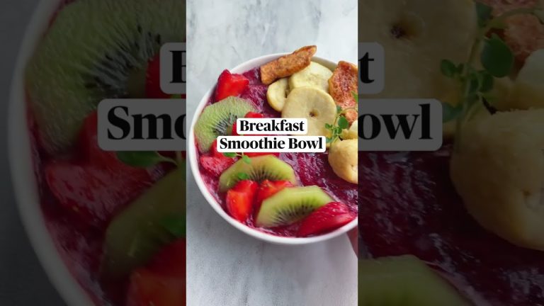 Breakfast Smoothie Bowl #foodlovers #food #foodieadventures #recipe #foodieadventure #streetfood